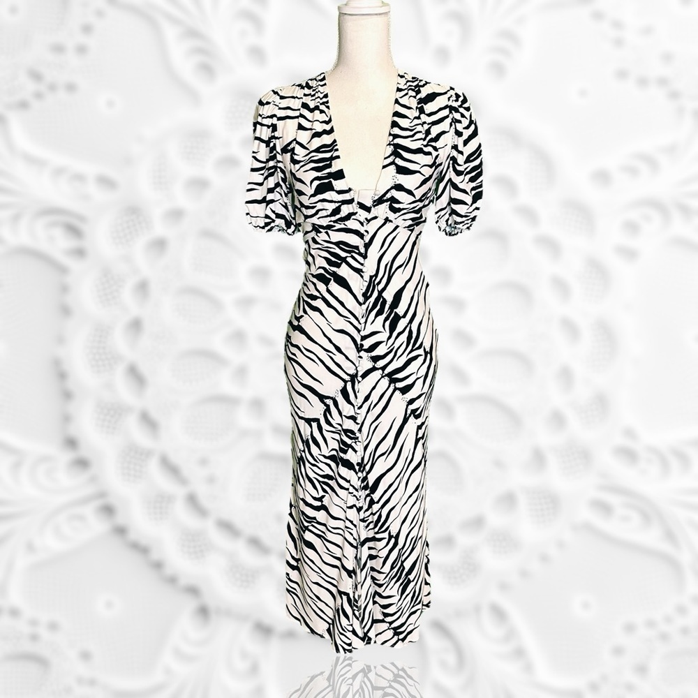 RIXO London ‘Tonya’ V-Neck Tiger Stripe Printed Button Up Flare Dress Size XXS